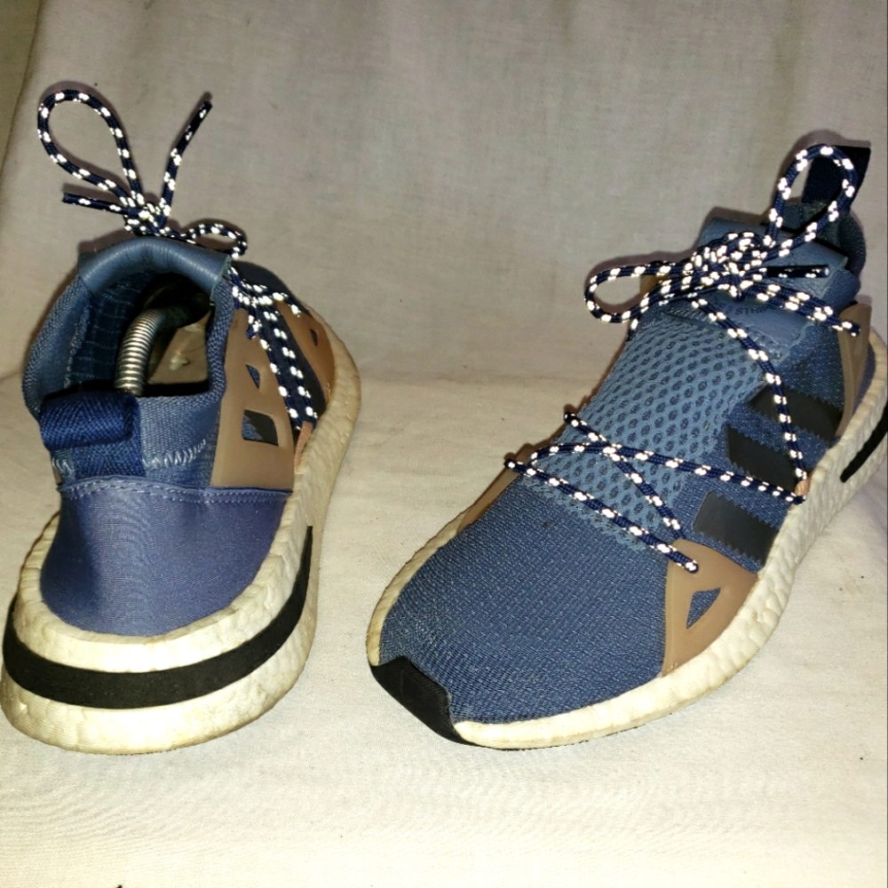 Adidas Womens Arkyn Shoes Sz 7